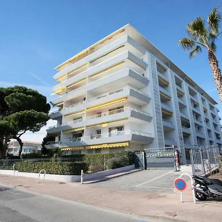 Grand Studio Neuf Face Port Et Plage, Parking Prive Golfe-Juan Exterior photo