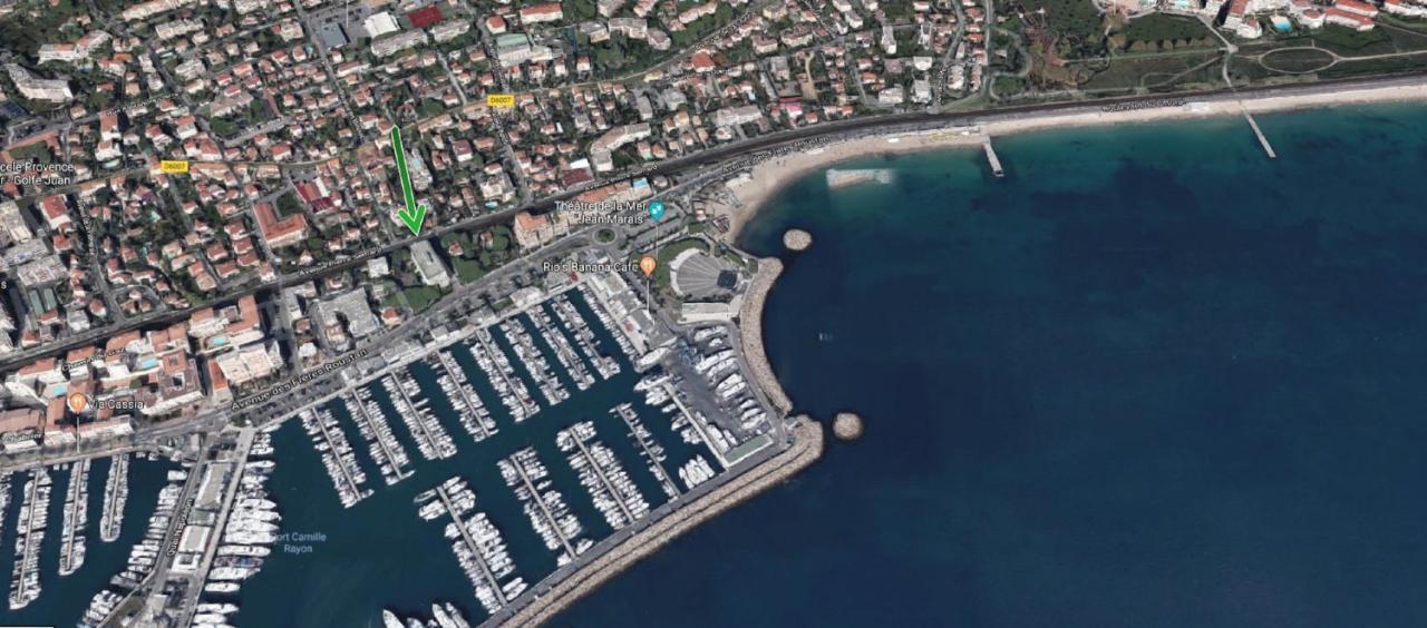 Grand Neuf Face Port Et Plage, Parking Prive Golfe-Juan