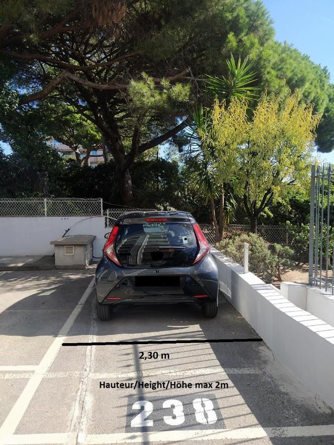 Apartment Grand Neuf Face Port Et Plage, Parking Prive Golfe-Juan